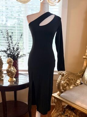 One-Shoulder Black Cutout Midi Dress - Sleek Evening Style
